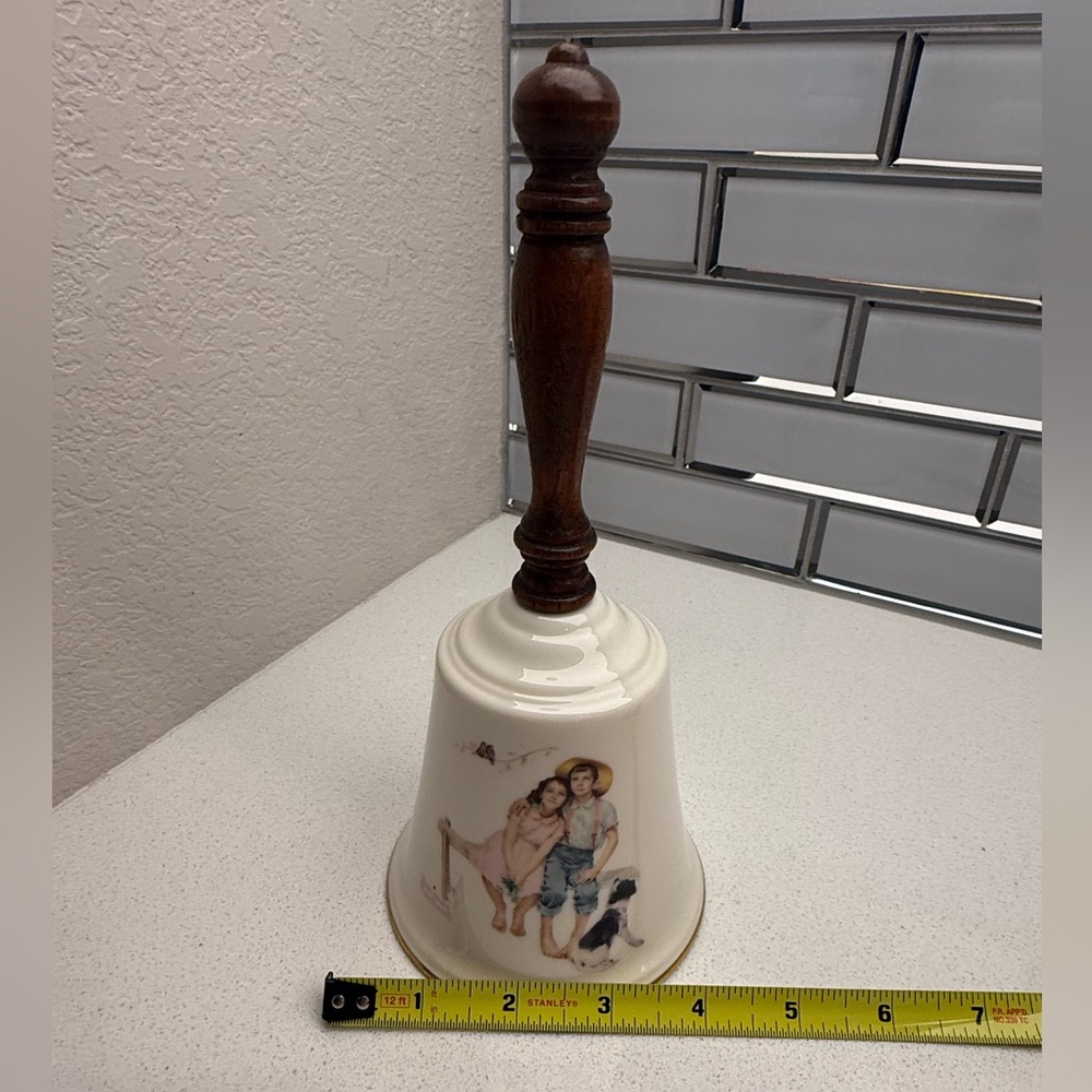 Vintage Norman Rockwell Bell Gorham Sweet Serenade 1981 Fine China - Picture 12 of 14